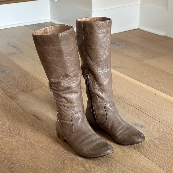 Frye Pull on Leather Boot, 8.5 - Picture 1 of 6